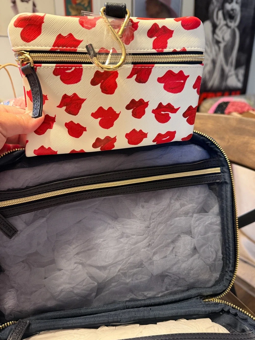 NWT Estée Lauder hanging travel cosmetic bag